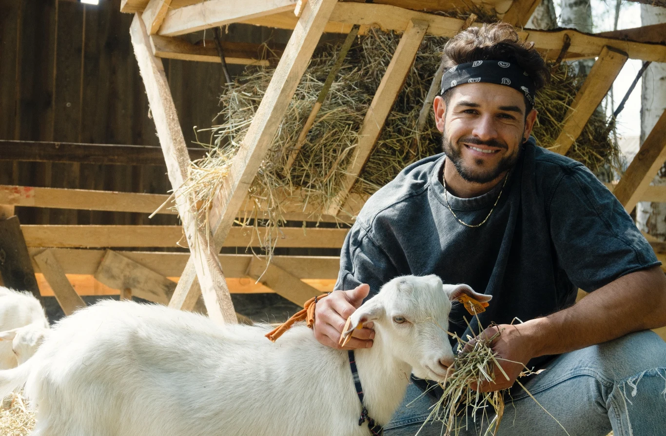 Poznajcie męski pierwsiatek "Farmy"