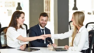 Wystarczy 30 sekund, by poznać charakter człowieka. Trenerka uważności tłumaczy, jak to zrobić