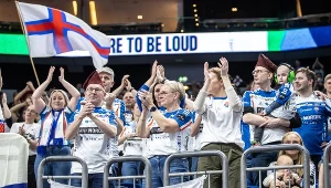 Kibice z Wysp Owczych są na razie największym objawieniem mistrzostw Europy w Niemczech