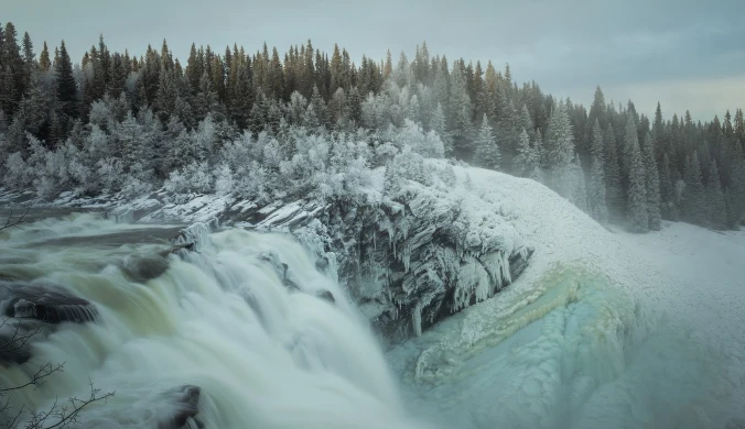 Topniejący lód odsłania tajemnice, które były ukryte przez wiele lat. Zdj. ilustracyjne.