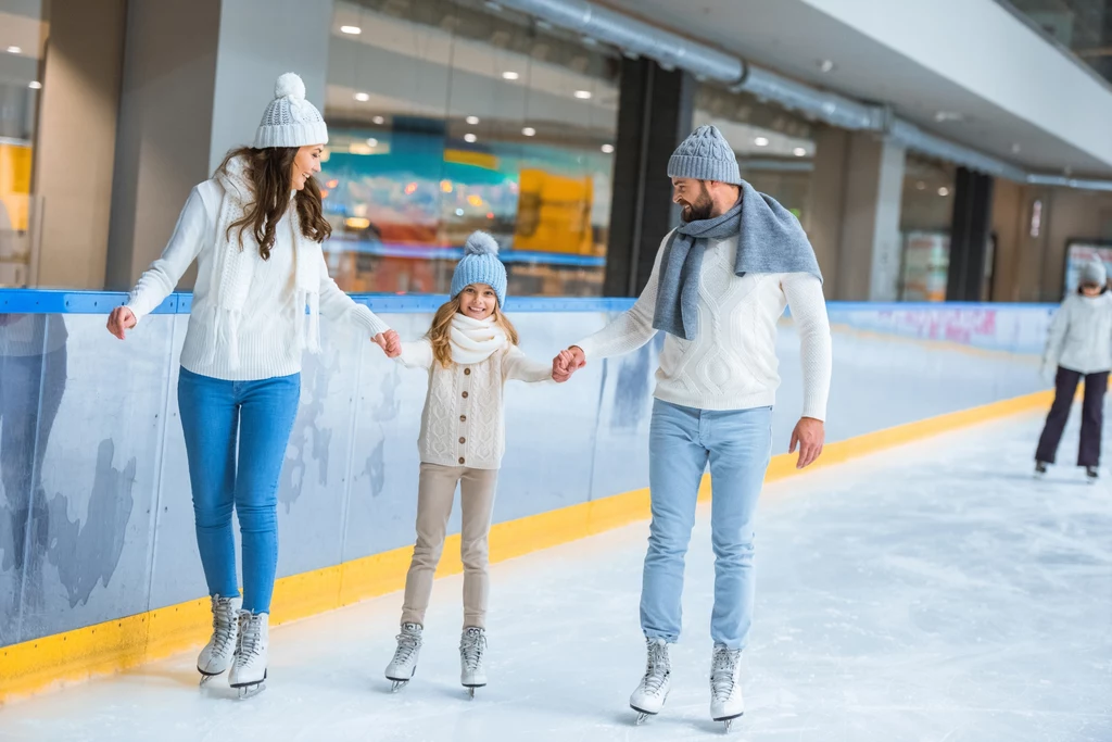 Karta MultiSport umożliwia wstęp do tysięcy obiektów sportowych w całej Polsce. Mowa tu m.in. o lodowiskach 