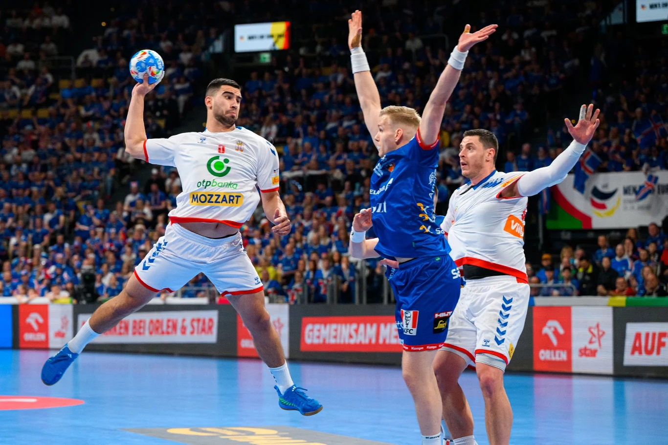 Islandia - Serbia