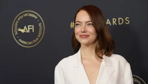 Emma Stone zachwyciła stylizacją. Postawiła na biel i czerń