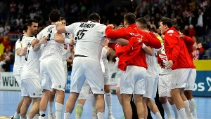 Austriacy świętowali remis z Chorwacją tak, jakby dał im już awans do drugiej fazy. O niego powalczą jednak we wtorek z Hiszpanią, wystarczy im remis