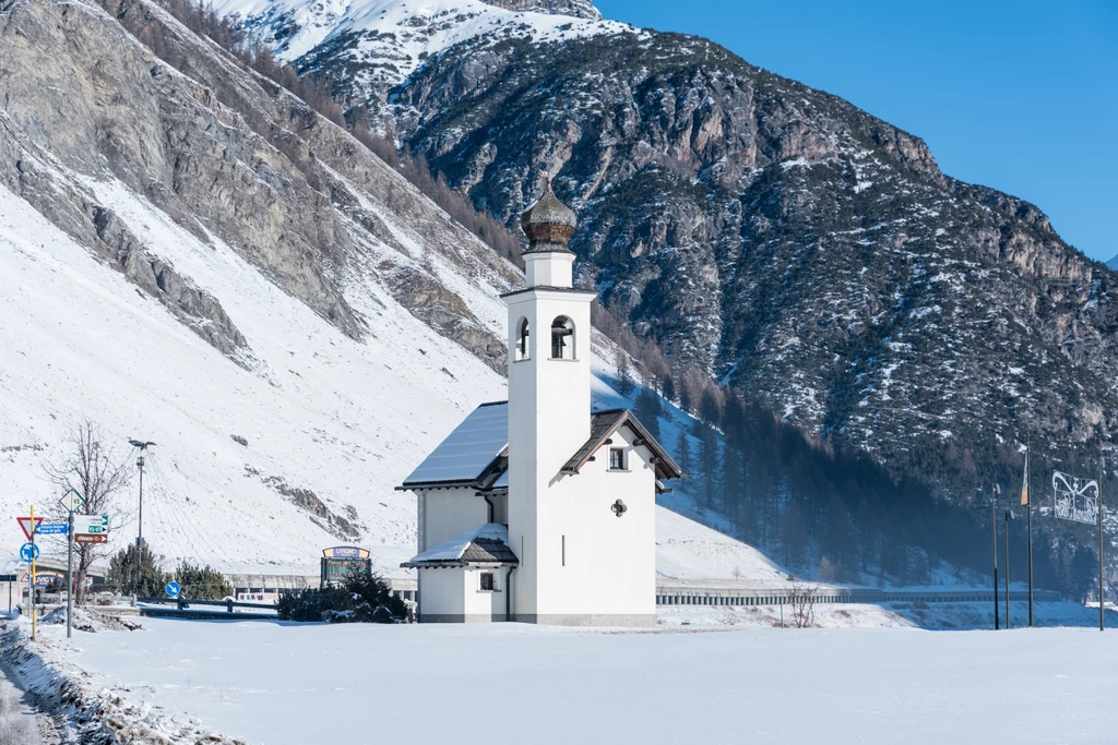 Zima jak z bajki? Widoki ośnieżonego Livigno potrafią zachwycić