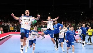 Radość Wysp Owczych po wyrwaniu punktu faworyzowanej Norwegii. Dziś przeciwko Farerczykom staną Polacy