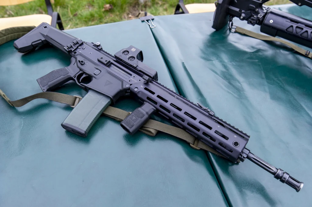 Polskie zakłady zbrojeniowe pracują pełną parą. Na zdj. MSBS Grot