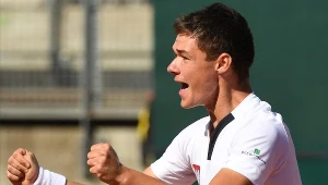 Przełomowy awans Polaka w rankingu ATP. Podwójna nagroda za trud