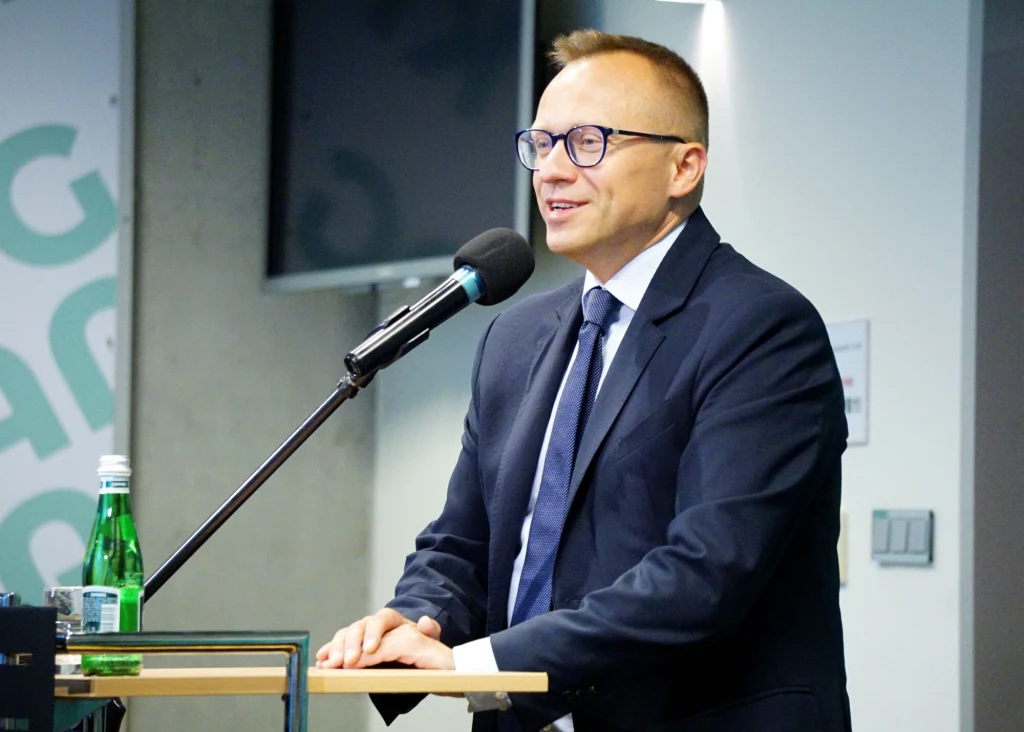 Artur Soboń zaprzeczył, że NBP planuje sprzedać tzw. obligacje covidowe przed terminem ich zapadalności