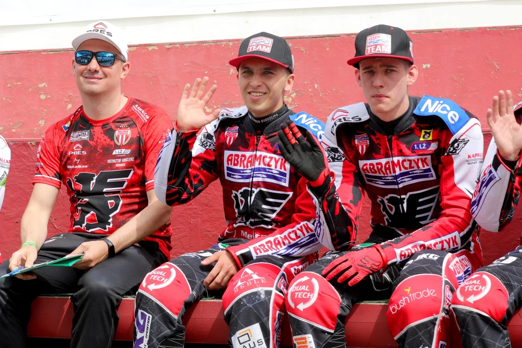 Na zdjęciu: Krzysztof Kanclerz, Szymon Szlauderbach, Olivier Buszkiewicz Na zdjęciu: Krzysztof Kanclerz, Szymon Szlauderbach, Olivier Buszkiewicz