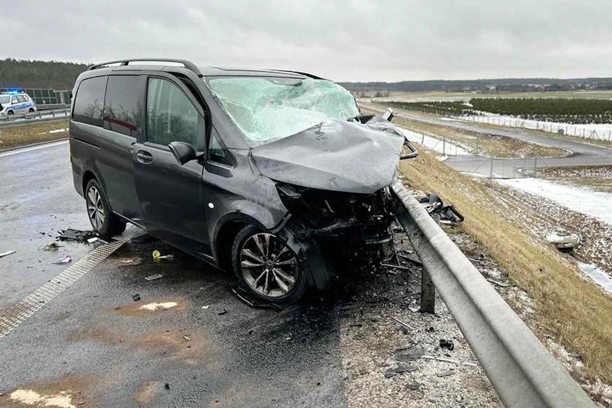 W szpitalu zmarł kierowca Mercedesa i 4-letnia Ksenia