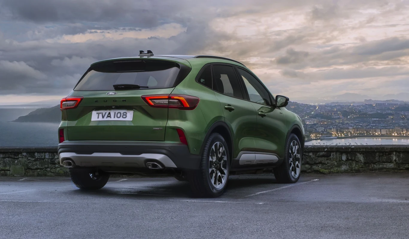 Ford nie wspomina, by Kuga po liftingu miała być oferowana z silnikiem Diesla.