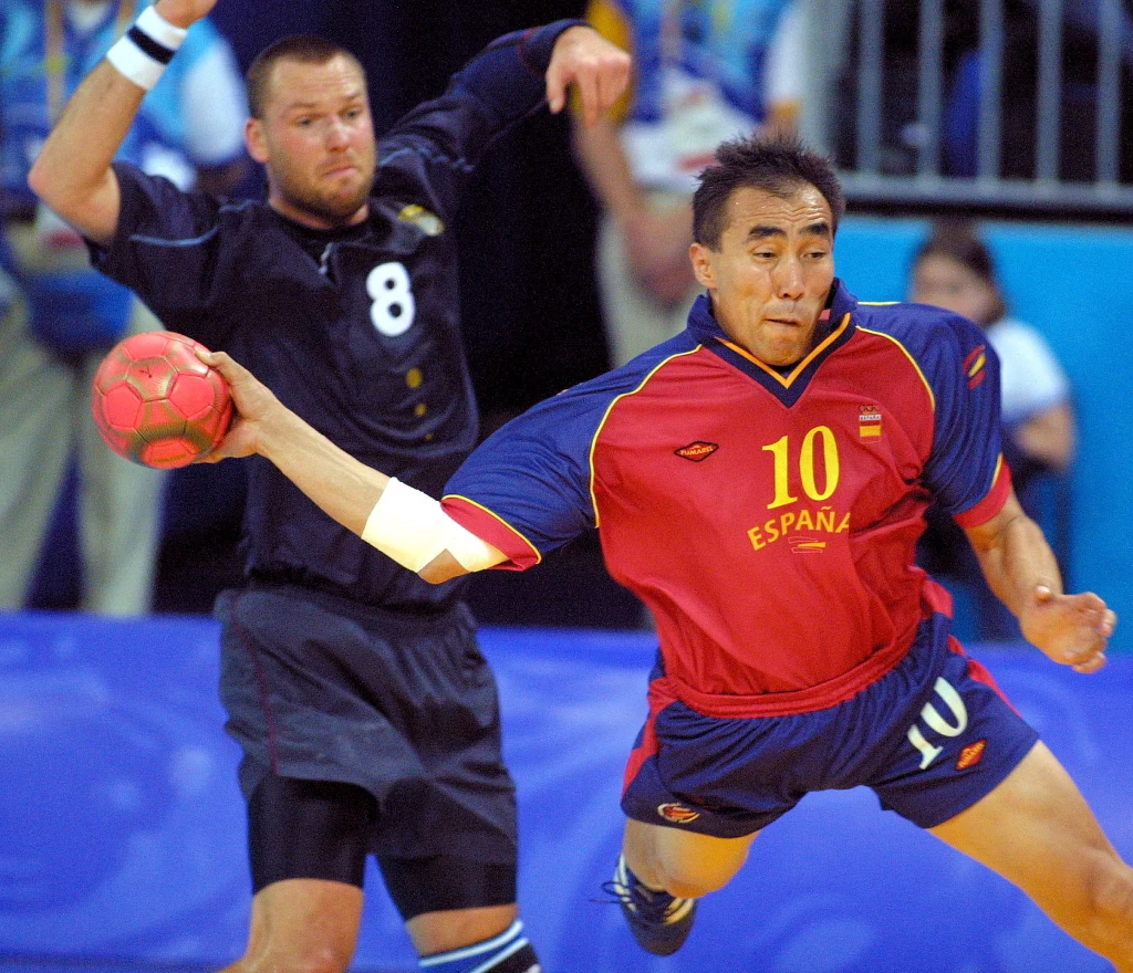 Marzenia o olimpijskim medalu zabrali w Sydney Niemcom Hiszpanie. A dwie ostatnie bramki rzucił im Tałant Dujszebajew Marzenia o olimpijskim medalu zabrali w Sydney Niemcom Hiszpanie. A dwie ostatnie bramki rzucił im Tałant Dujszebajew