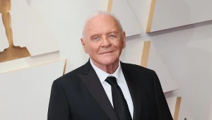 Anthony Hopkins podczas 94. gali rozdania Oscarów w 2022 roku