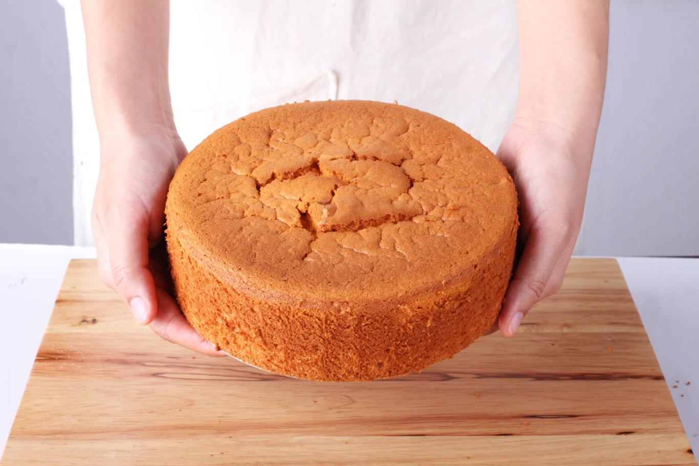 Co dodać do biszkoptu, żeby był puszysty?