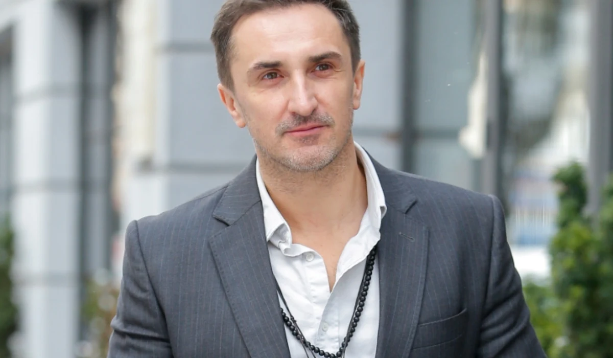 Sebastian Karpiel-Bułecka Sebastian Karpiel-Bułecka