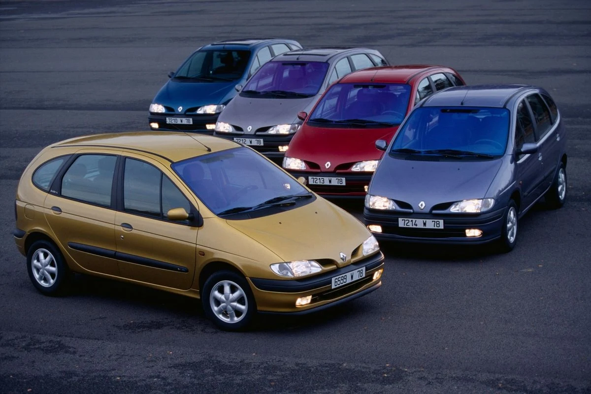 Renault Megane Scenic - 5 762 wyrejestrowanych z powodu złomowania