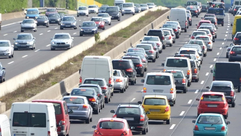 Kierowcy aut elektrycznych nie kupują paliwa na stacjach, więc znaleziono inny sposób na opodatkowanie ich