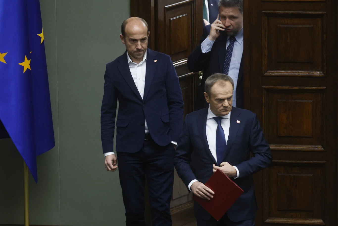 Donald Tusk prowadzi swój obóz na wojnę z PiS. A co z koalicjantami? Donald Tusk prowadzi swój obóz na wojnę z PiS. A co z koalicjantami?