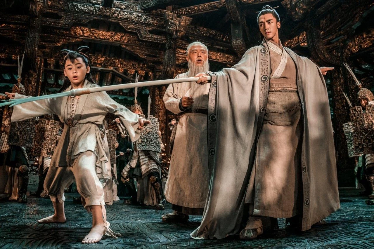 Scena z filmu "Narodziny Bogów" Scena z filmu "Narodziny Bogów"