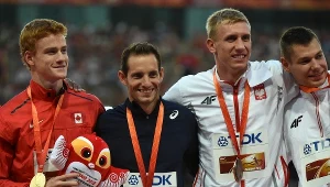 Shawn Barber, Renaud Lavillenie, Piotr Lisek i Paweł Wojciechowski podczas MŚ w Pekinie