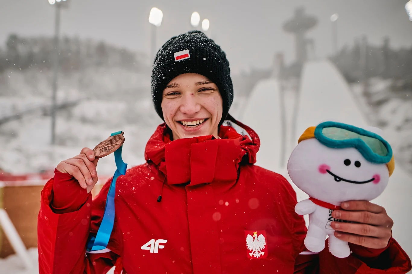 Łukasz Łukaszczyk z brązowym medal młodzieżowych zimowych igrzysk olimpijskich