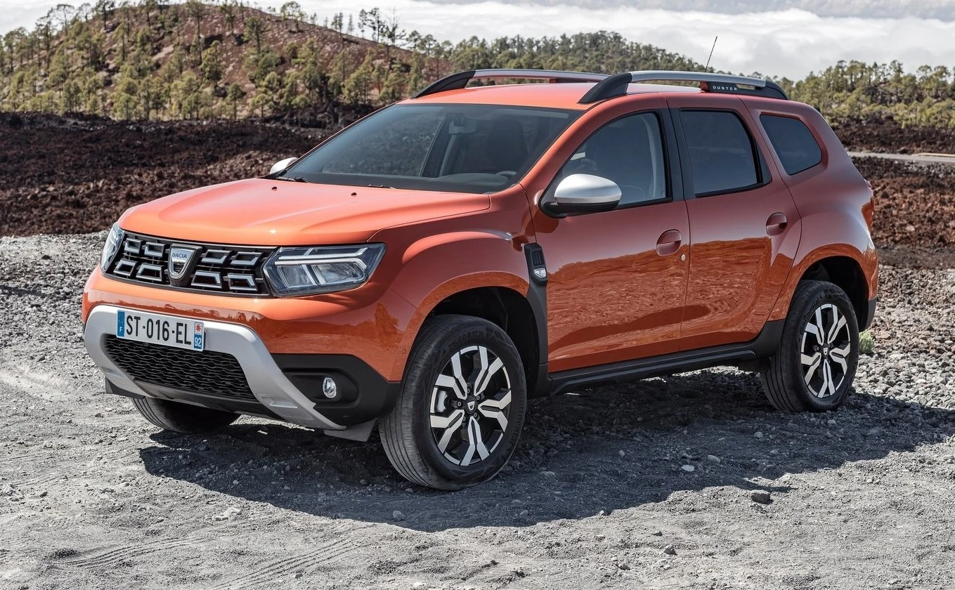 Tomasz Siemoniak ma w swoim garażu Dacię Duster z 2022 roku. /zdjęcie ilustracyjne/ Tomasz Siemoniak ma w swoim garażu Dacię Duster z 2022 roku. /zdjęcie ilustracyjne/