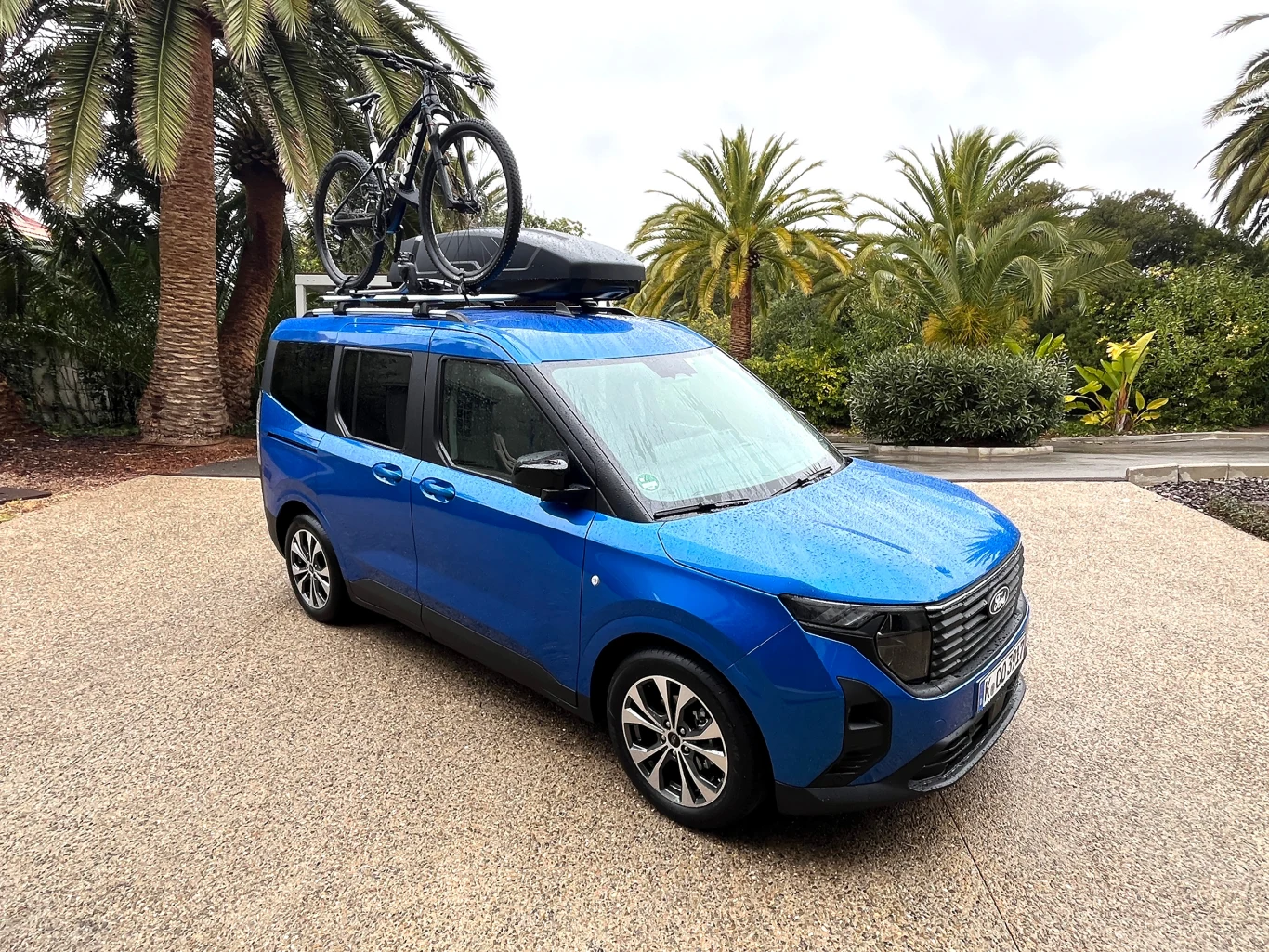 Ford Tourneo Courier to SUV i „dostawczak” w jednym.