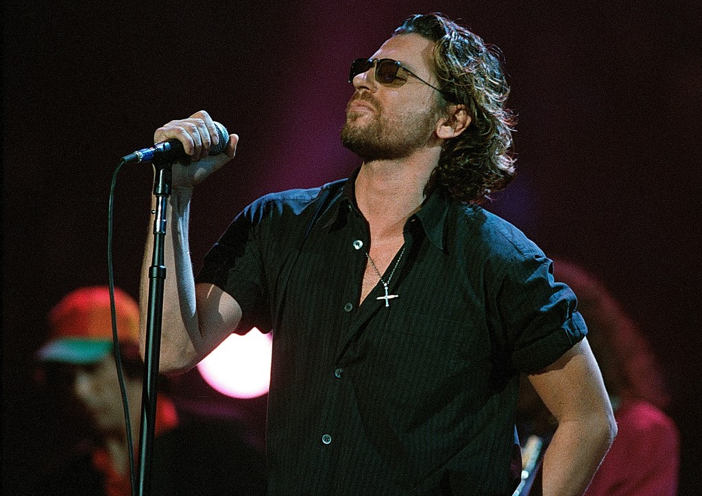 Michael Hutchence zmarł w 1997 roku