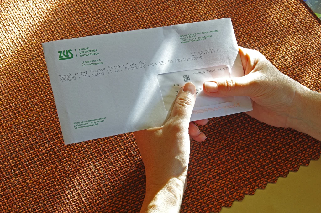 ZUS wysyła deklaracje PIT (informacje o świadczeniach) do podatników. Zdj. ilustracyjne