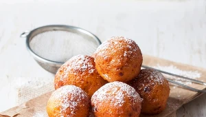 Niskokaloryczne pączki z piekarnika. Idealna przekąska dla dbających o linię