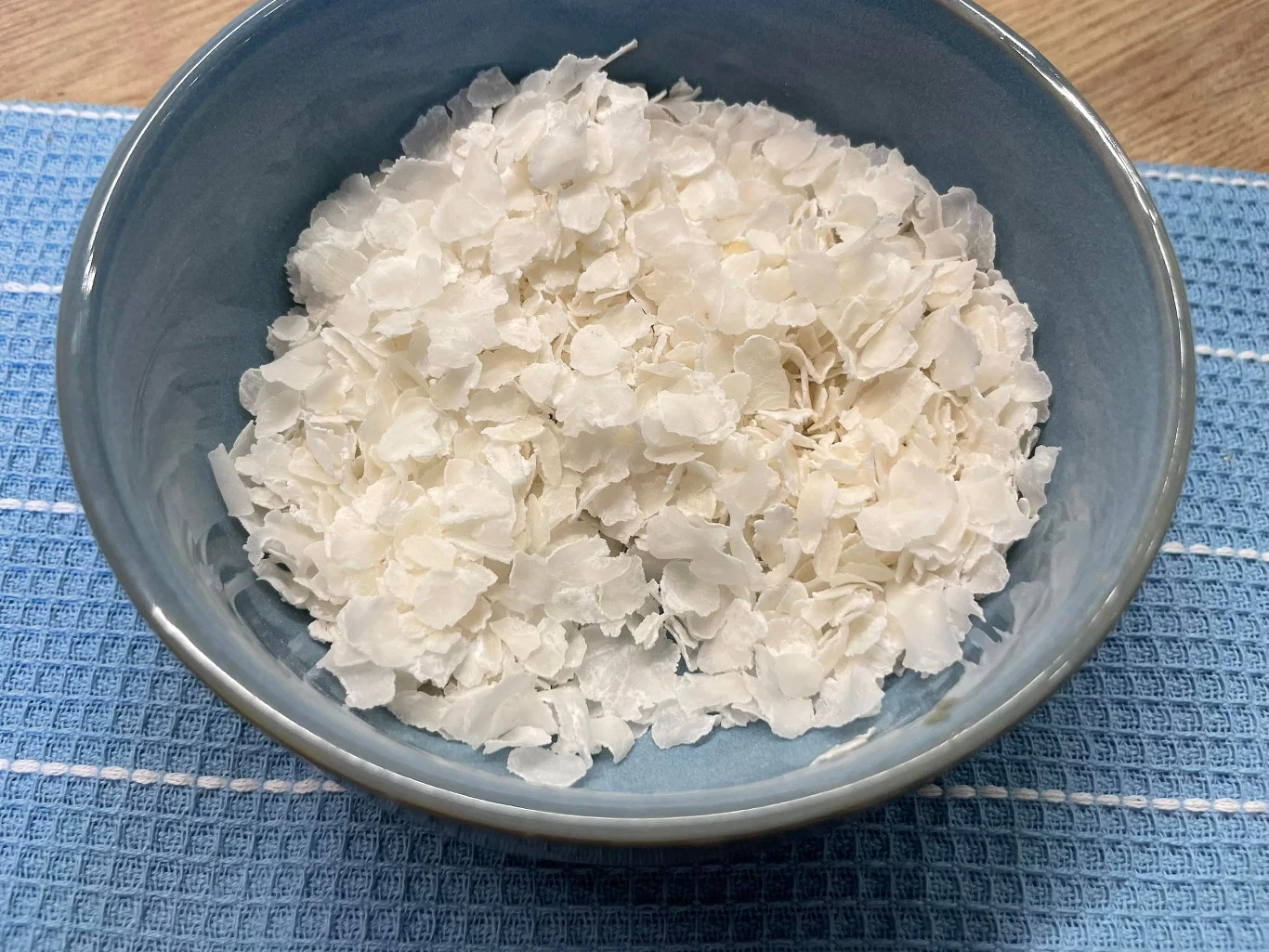 Płatki ryżowe są lekkostrawne i pożywne. Przygotowana z nich ryżanka jest więc smaczną alternatywą dla popularnej owsianki. 