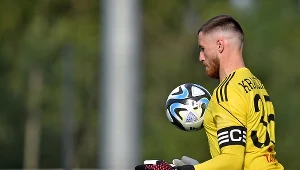 Transfer w piątek, kontuzja w poniedziałek. Ogromny pech bramkarza