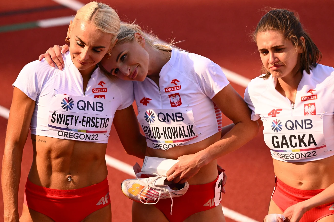 Od lewej: Justyna Święty-Ersetic, Małgorzata Hołub-Kowalik oraz Kinga Gacka Od lewej: Justyna Święty-Ersetic, Małgorzata Hołub-Kowalik oraz Kinga Gacka