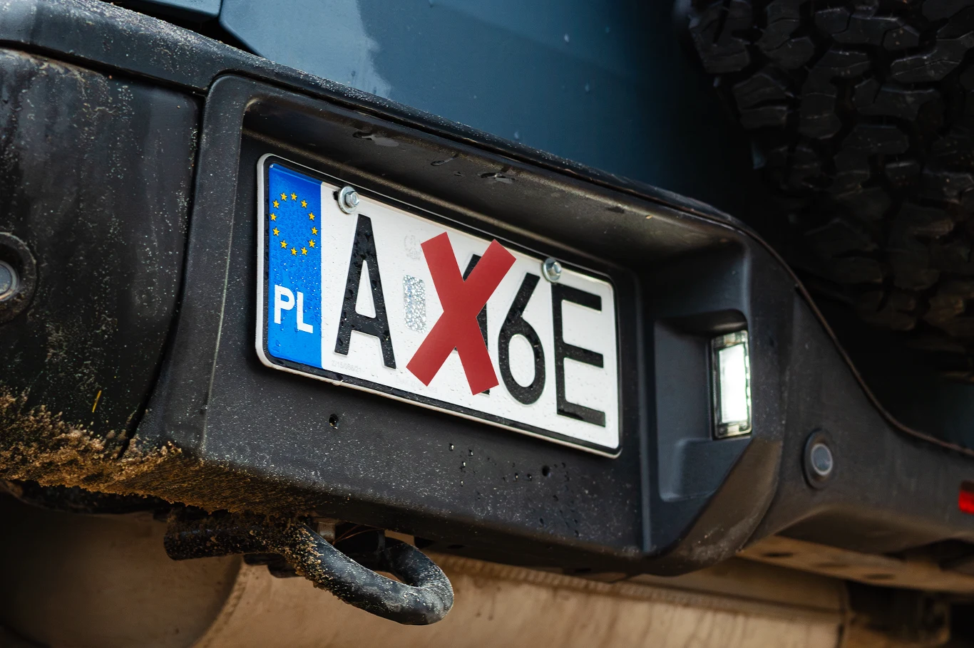 Ingerowanie w tablice rejestracyjne to proszenie się o kłopoty. Można trafić na 5 lat do więzienia Ingerowanie w tablice rejestracyjne to proszenie się o kłopoty. Można trafić na 5 lat do więzienia