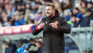 W Legii na tylnym siedzeniu, teraz na świeczniku. „To odpowiedzialność”