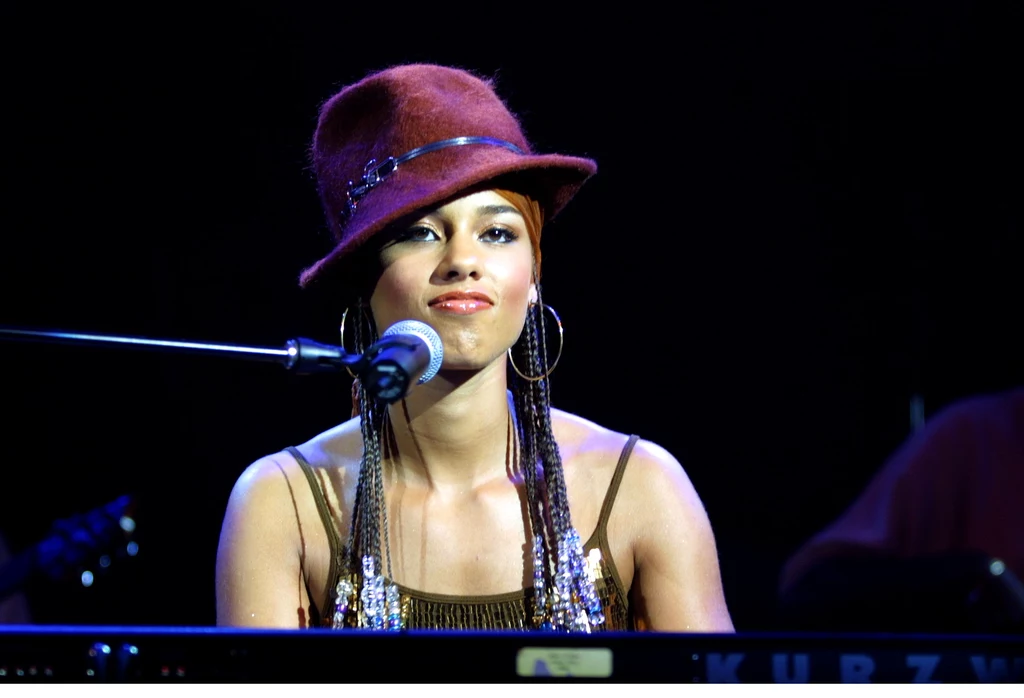 Alicia Keys już na początku kariery zapowiadała się na wielką gwiazdę. Potem nagrywała przebój za przebojem