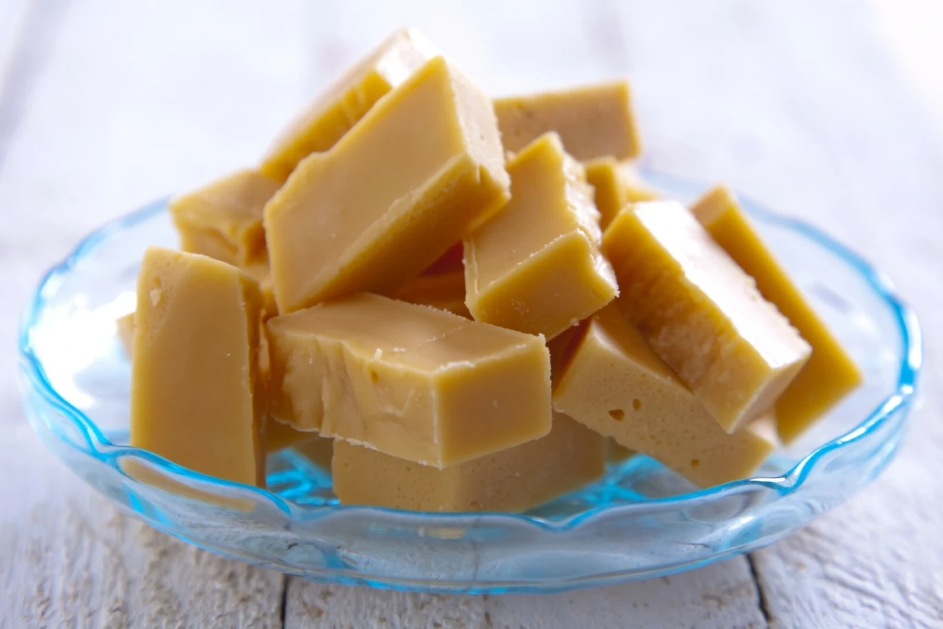 Wystarczy jeden kęs, a smak domowych krówek przeniesie cię w czasie do PRL-u Wystarczy jeden kęs, a smak domowych krówek przeniesie cię w czasie do PRL-u