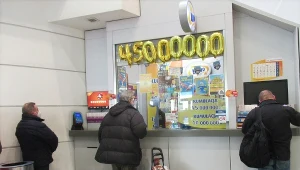 Anonimowy gracz wygrał 5 tys. zł przez 20 lat w Ekstra Pensji. Zdjęcie ilustracyjne