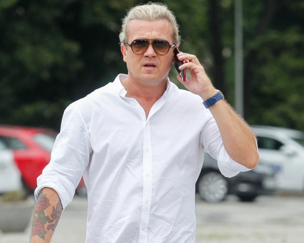 Jarosław Jakimowicz tłumaczy się ze swoich zarobków w TVP