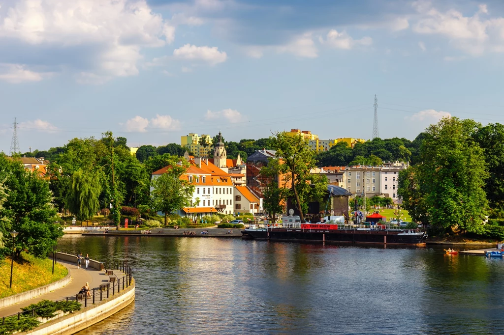 Brytyjczycy pokochali Bydgoszcz. W 2024 roku będą odwiedzać polskie miasto dość często