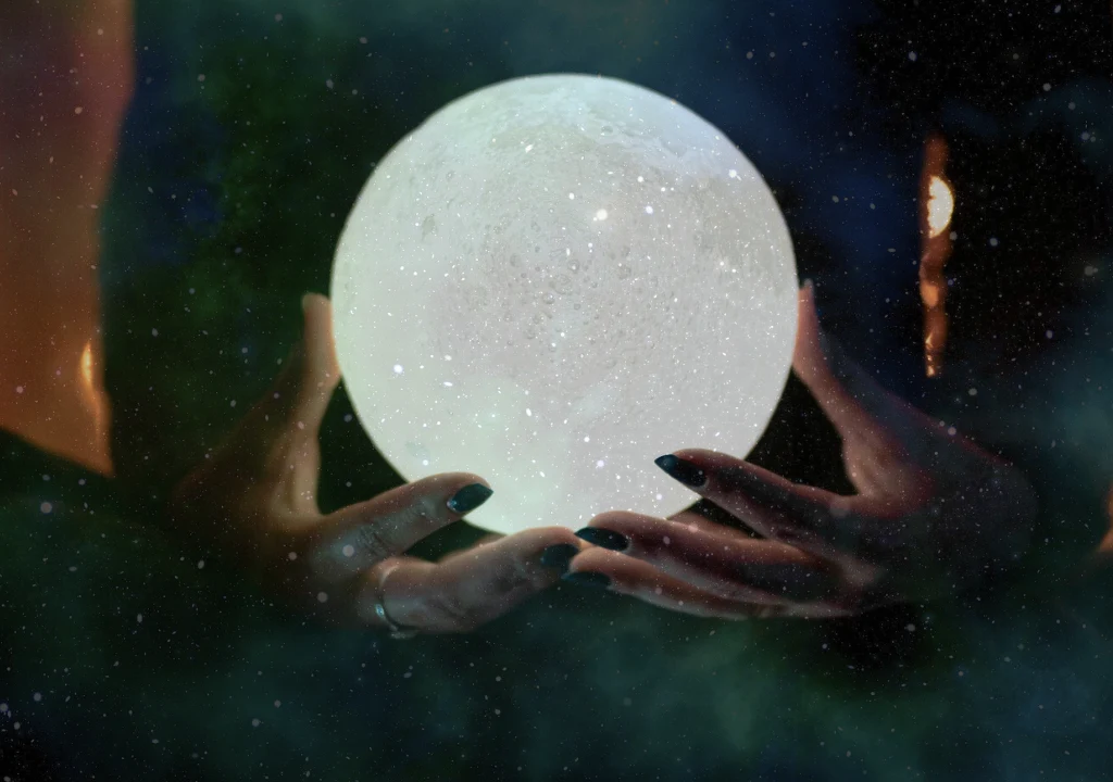 Te 3 znaki zodiaku nie oprą się Pełni Księżyca. Poczują potrzebę harmonii 