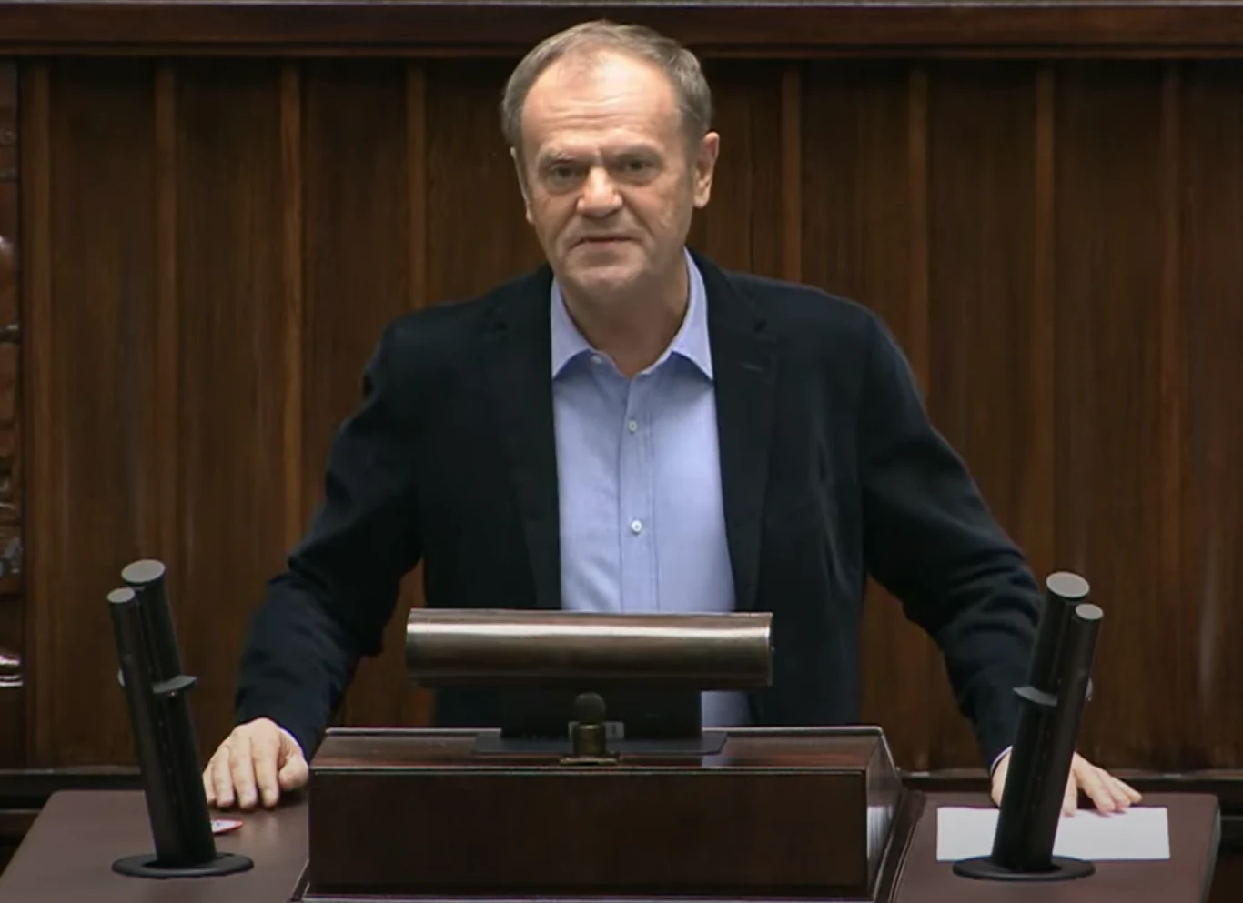 Donald Tusk w Sejmie. Komentował słowa Jarosława Kaczyńskiego Donald Tusk w Sejmie. Komentował słowa Jarosława Kaczyńskiego