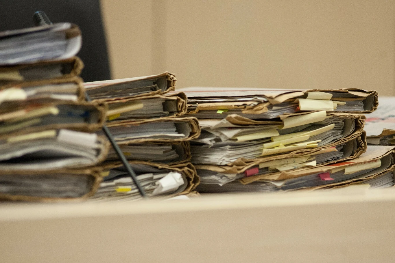 Prokurator Jerzy Ziarkiewicz miał trzymać akta spraw w służbowym garażu, zdj. ilustracyjne Prokurator Jerzy Ziarkiewicz miał trzymać akta spraw w służbowym garażu, zdj. ilustracyjne