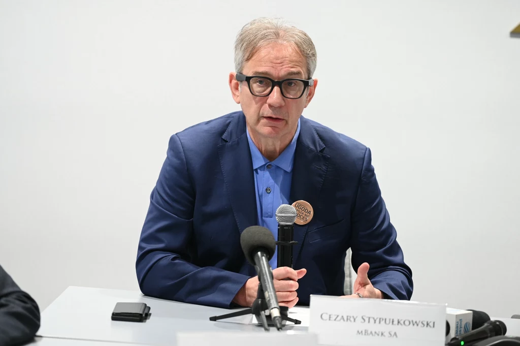 Cezary Stypułkowski zrezygnował ze stanowiska prezesa mBanku