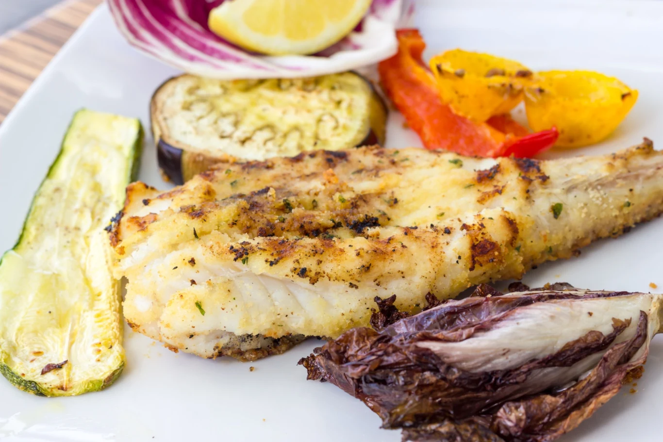 Turbot świetnie smakuje w towarzystwie pieczonych warzyw