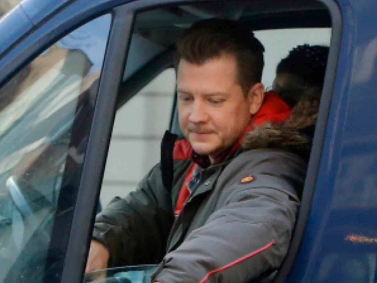 Jakub Tolak z rodziną zamieszkał w samochodzie. Pokazał, jak teraz żyje Jakub Tolak z rodziną zamieszkał w samochodzie. Pokazał, jak teraz żyje