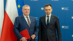 Nowy szef PANA Jacek Gdański i minister finansów Andrzej Domański