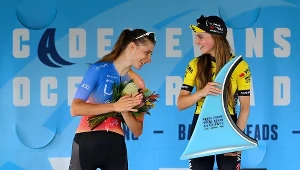 Dominika Włodarczyk (z lewej)