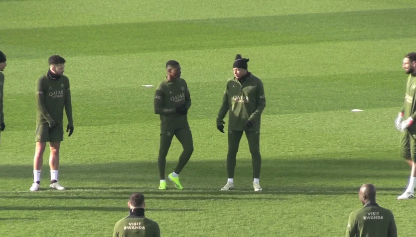Mbappe i PSG przygotowują się na spotkanie z niespodzianką Ligue 1 - Brest. WIDEO